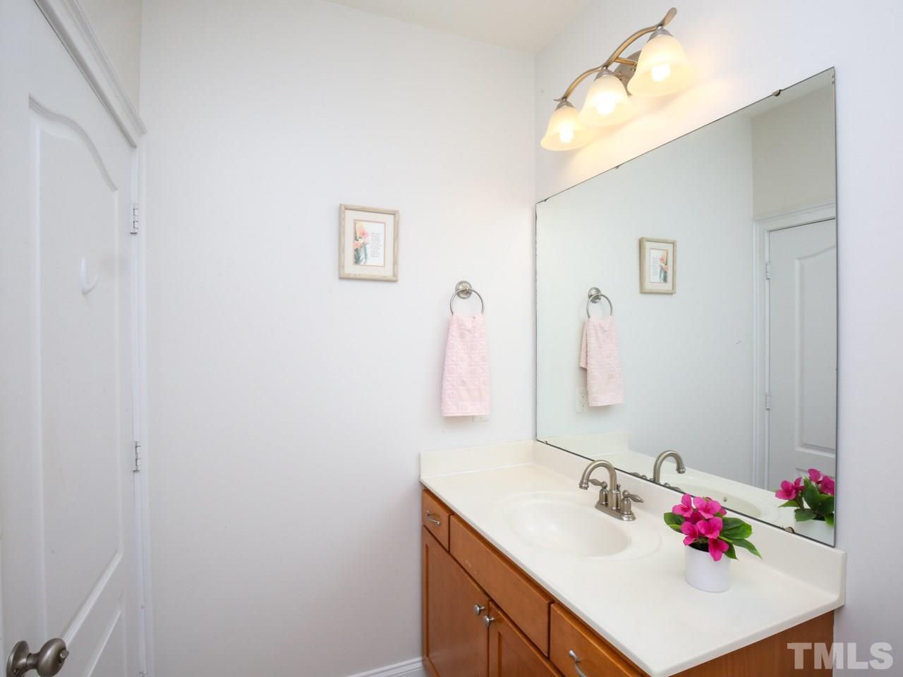 3811 Lunceston Way, Unit 207 Raleigh, NC 27613 - Photo 19 of 28 Gallery Image 19