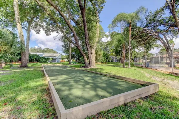 $1,850 | 3295 Fox Chase Circle, Unit 105, Palm Harbor, FL 34683