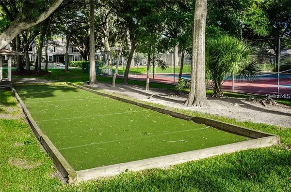 $1,850 | 3295 Fox Chase Circle, Unit 105, Palm Harbor, FL 34683