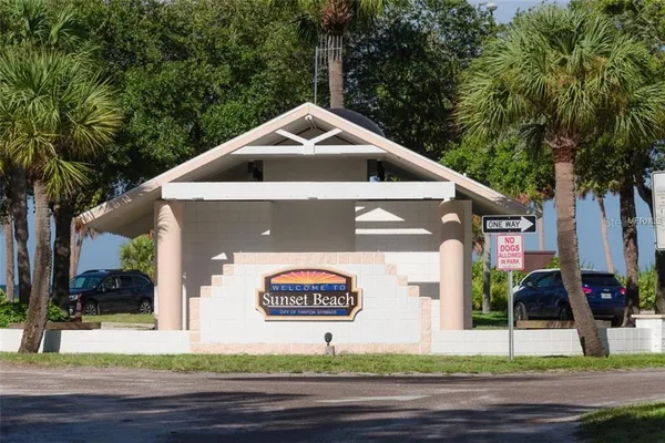 $1,850 | 3295 Fox Chase Circle, Unit 105, Palm Harbor, FL 34683