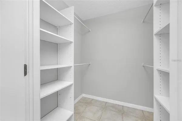 $1,850 | 3295 Fox Chase Circle, Unit 105, Palm Harbor, FL 34683