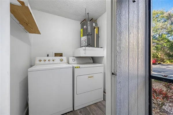 $1,850 | 3295 Fox Chase Circle, Unit 105, Palm Harbor, FL 34683