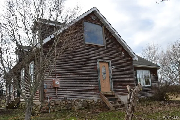 $349,000 | 12516 Centerline Road, Wales, NY 14139
