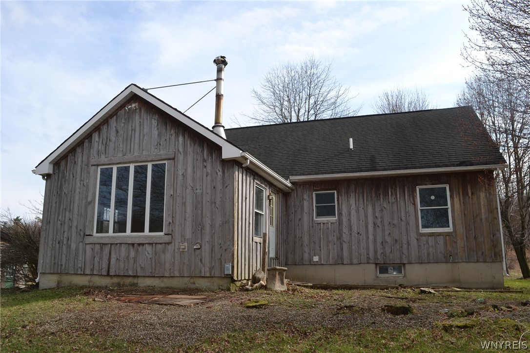 12516 Centerline Road Wales, NY 14139 - Photo 4 of 25