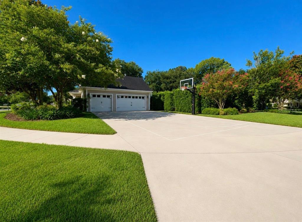5650 Killian Path Wesley Chapel, FL 33543 - Photo 3 of 20