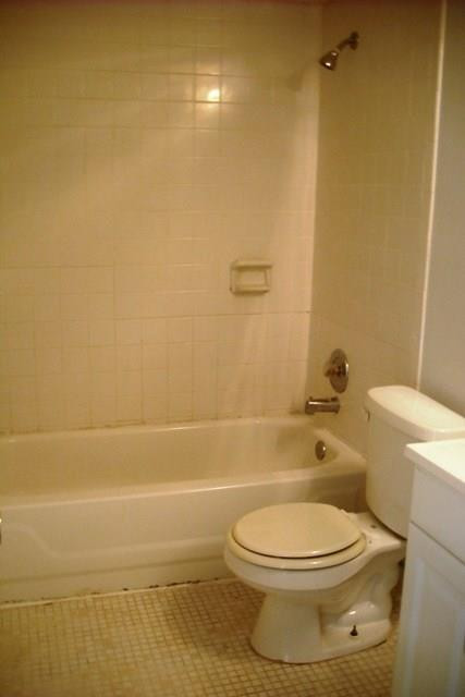 8401 West Sample Road, Unit 25 Coral Springs, FL 33065 - Photo 13 of 16 Downstairs bathroom