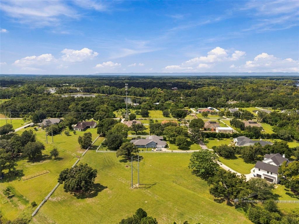 7702 Rosa Maria Lane Odessa, FL 33556 - Photo 11 of 17 Gallery Image 11