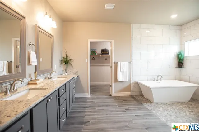 $449,977 | 1014 Winchester Drive, Nolanville, TX 76559