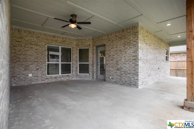 $449,977 | 1014 Winchester Drive, Nolanville, TX 76559