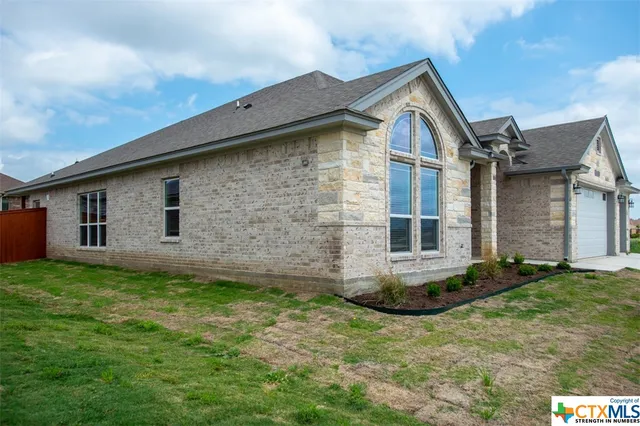 $449,977 | 1014 Winchester Drive, Nolanville, TX 76559