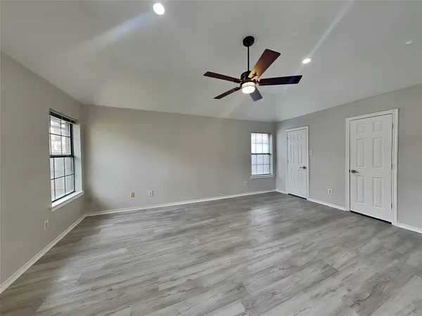 $2,095 | 4912 Barberry Drive, Fort Worth, TX 76133