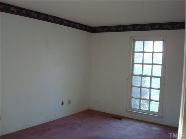 5300 Thistlebrook Court Raleigh, NC 27610 - Photo 6 of 9 Gallery Image 6