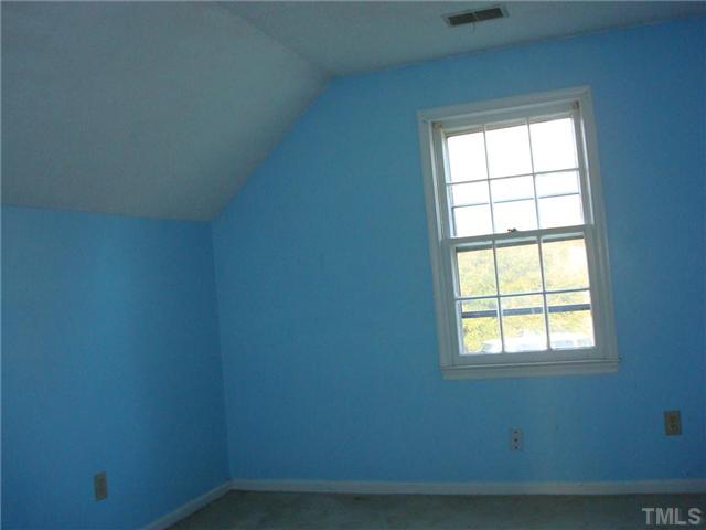 5300 Thistlebrook Court Raleigh, NC 27610 - Photo 7 of 9 Gallery Image 7