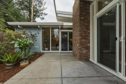$2,149,000 | 1135 Cedarwood Way, Redwood City, CA 94061