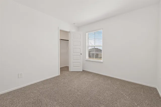 $2,400 | 7427 Audubon Russet Drive, Richmond, TX 77469