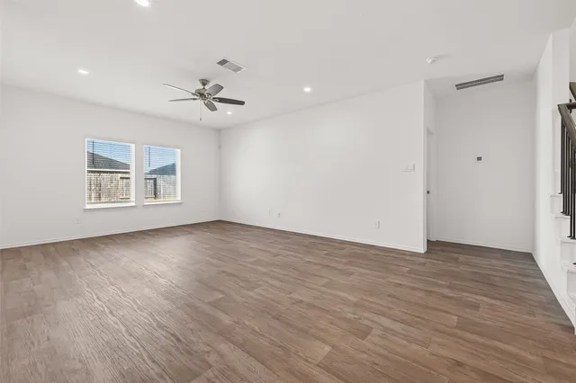 $2,400 | 7427 Audubon Russet Drive, Richmond, TX 77469