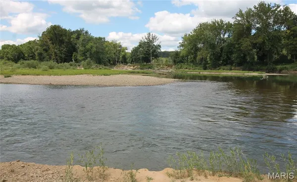 $895,000 | 16288 Maries Road 303, Vienna, MO 65582