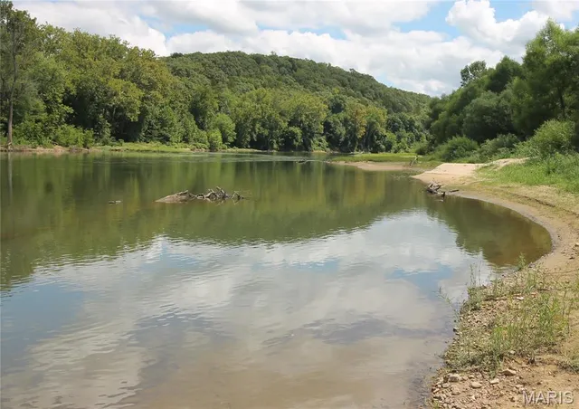 $1,000,000 | 16288 Maries Road 303, Vienna, MO 65582