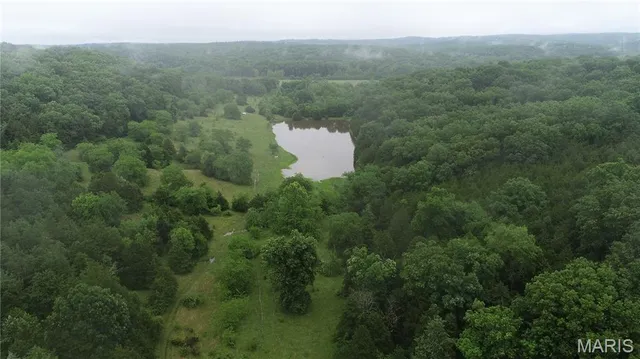 $1,000,000 | 16288 Maries Road 303, Vienna, MO 65582