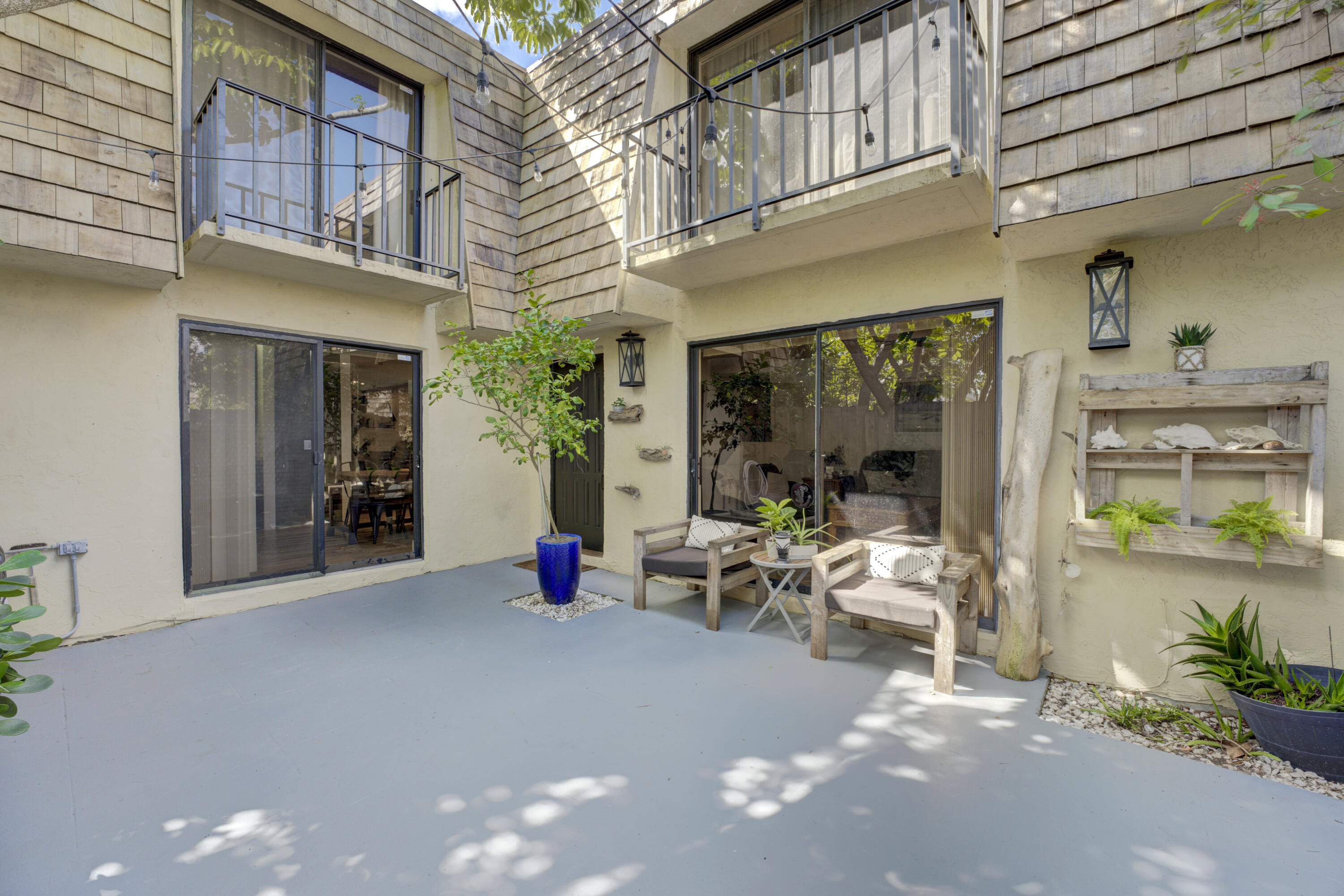 158 Woodland Road Palm Springs, FL 33461 - Photo 26 of 26 06_dsc04370_1_2_3_4