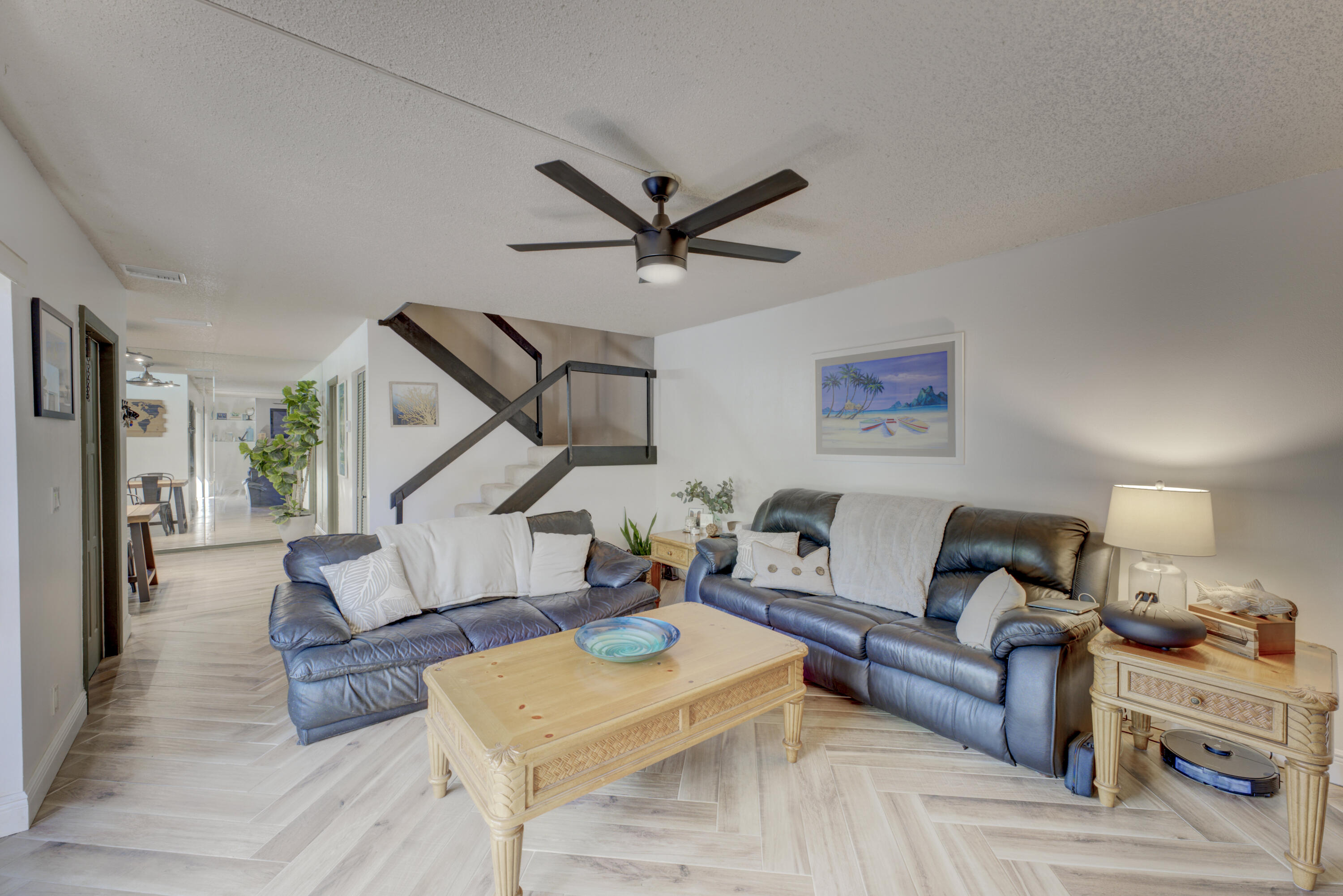 158 Woodland Road Palm Springs, FL 33461 - Photo 4 of 26 09_dsc04380_1_2_3_4