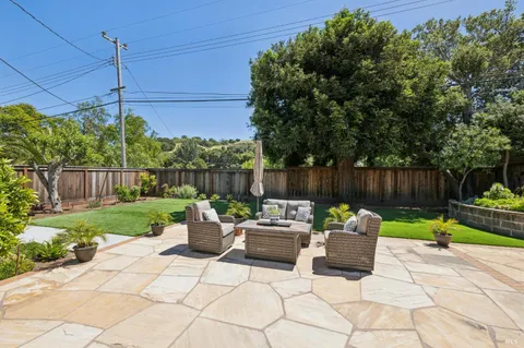 $1,049,000 | 115 Daryl Avenue, Novato, CA 94947