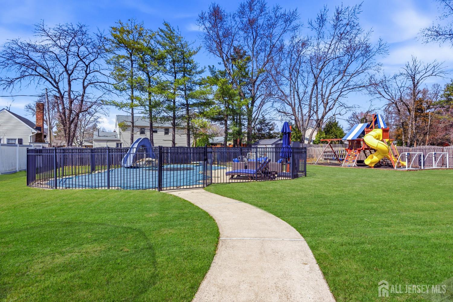 623 Lloyd Road Aberdeen, NJ 07747 - Photo 40 of 49