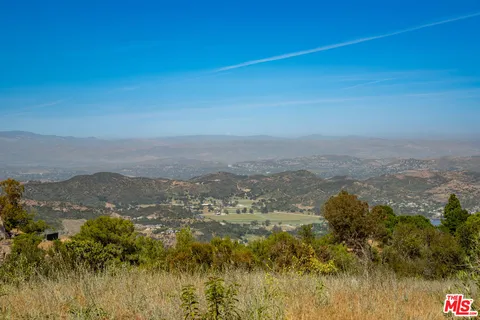 $2,499,000 | 14677 Yerba Buena Road, Malibu, CA 90265