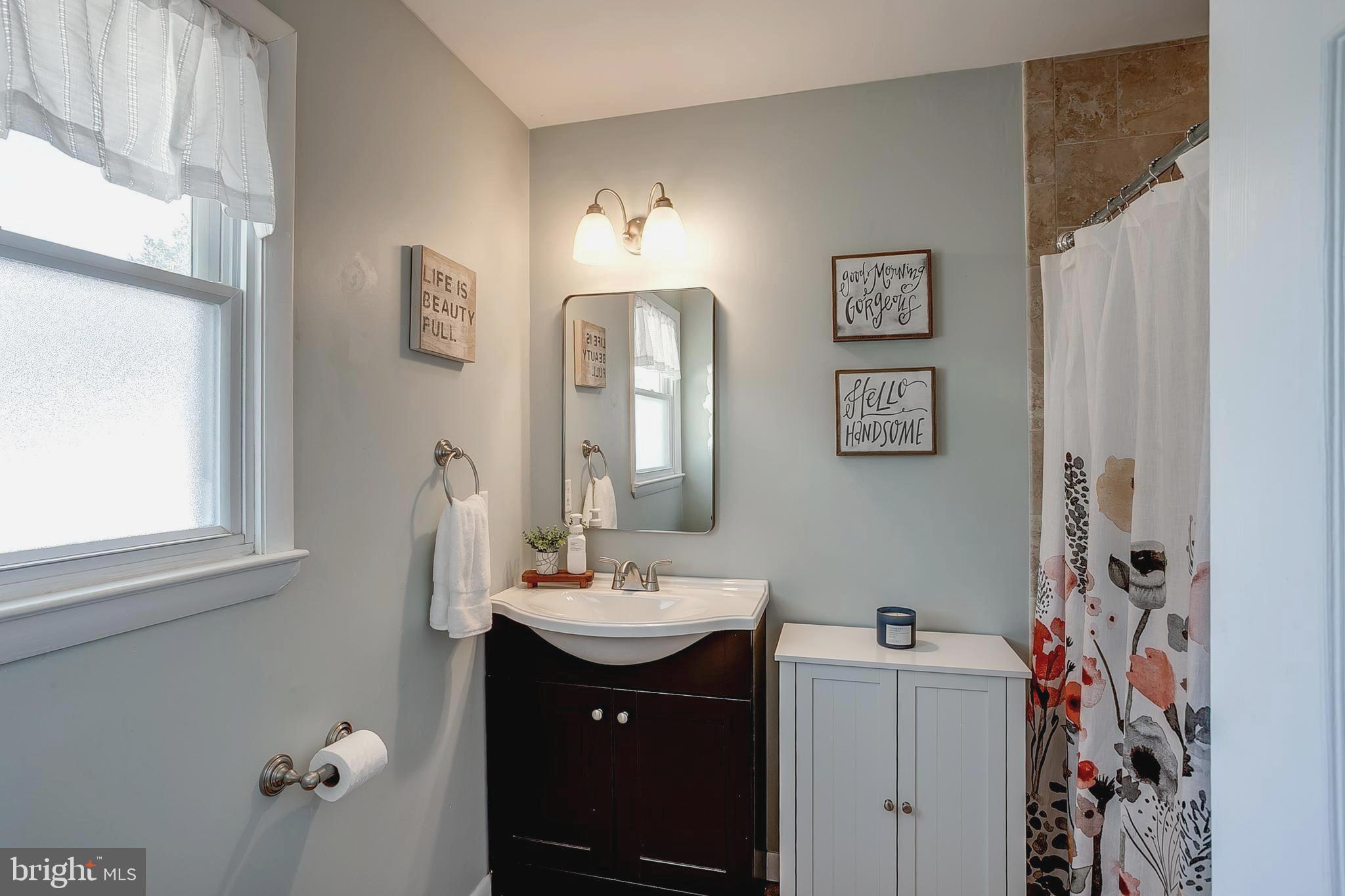 317 Kingston Road Cherry Hill, NJ 08034 - Photo 20 of 31 Master Bath