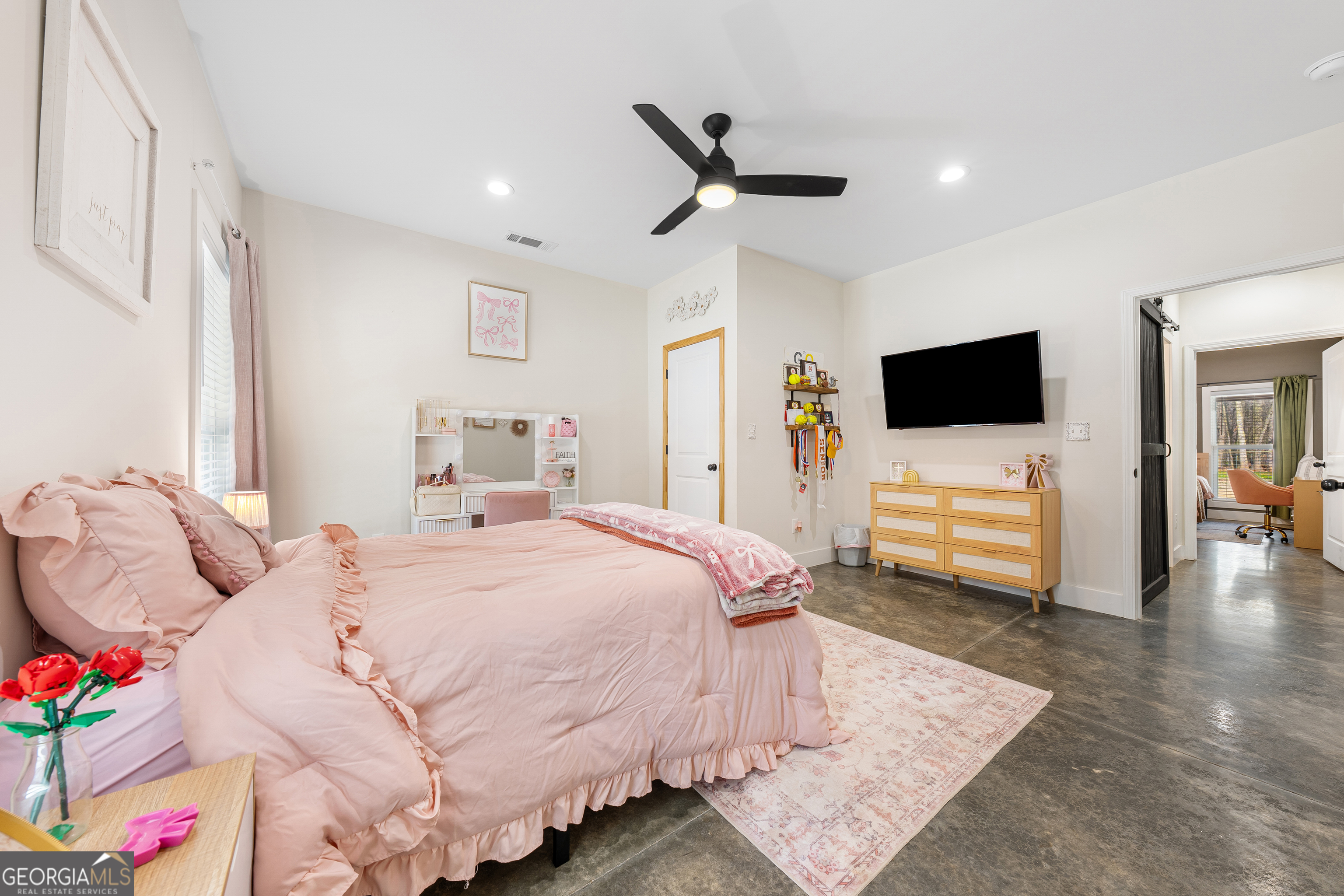 784 Center Of The World Road Canon, GA 30520 - Photo 34 of 56