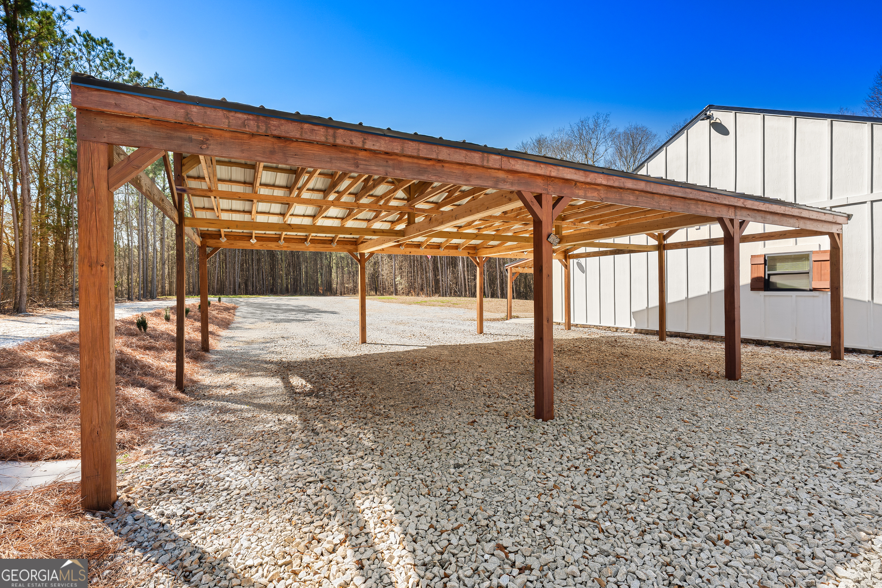 784 Center Of The World Road Canon, GA 30520 - Photo 39 of 56