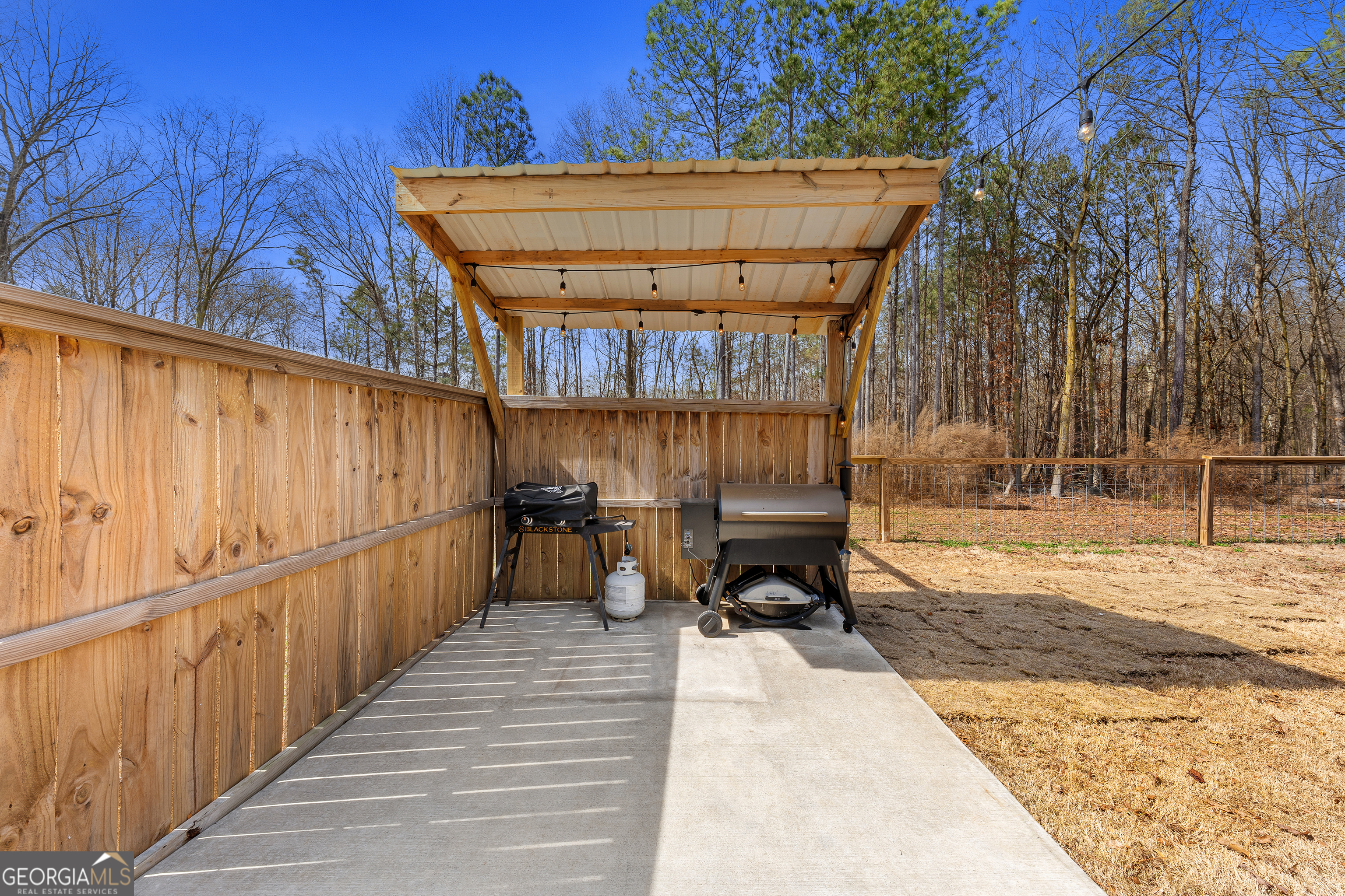 784 Center Of The World Road Canon, GA 30520 - Photo 46 of 56