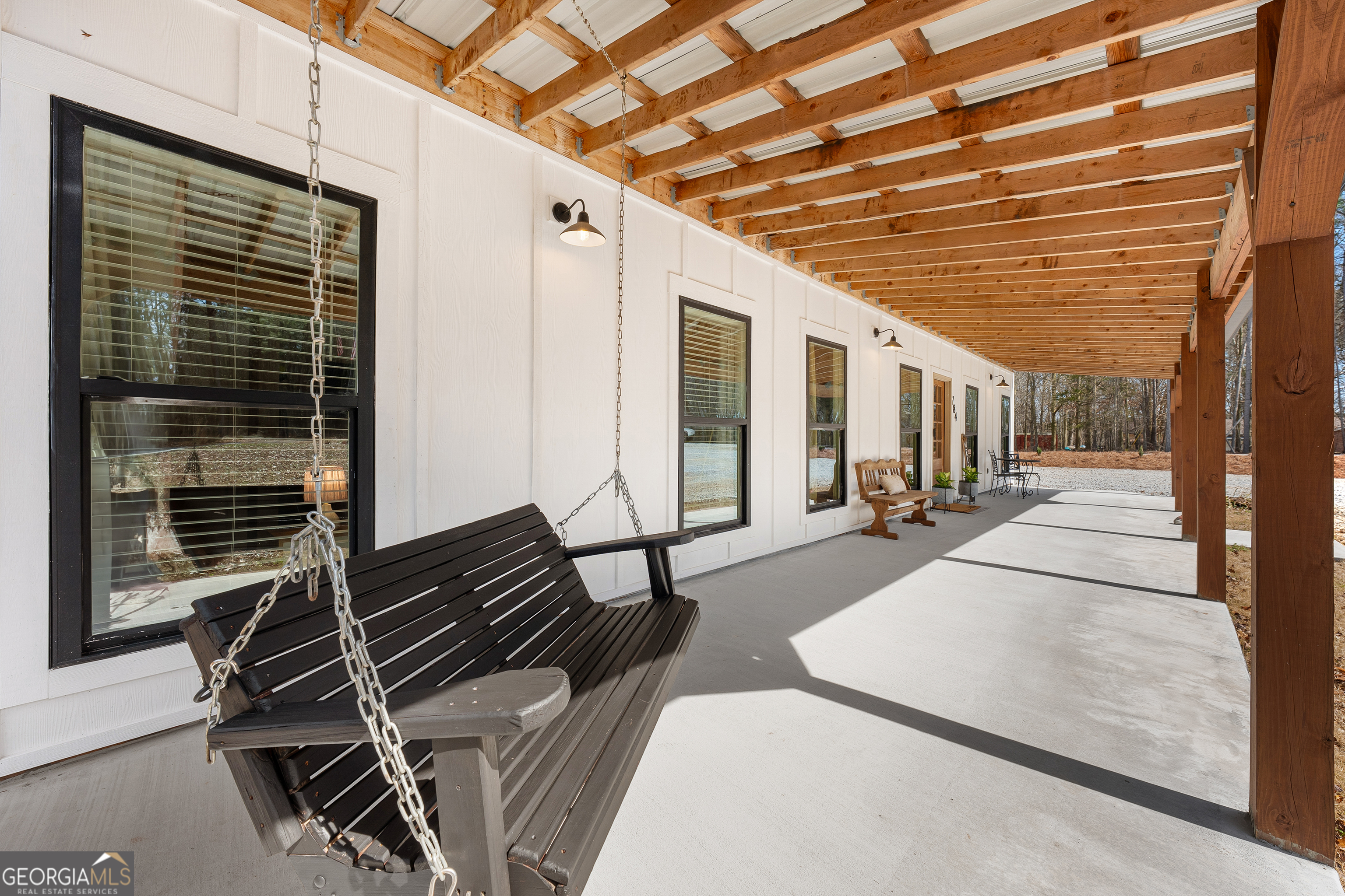 784 Center Of The World Road Canon, GA 30520 - Photo 6 of 56