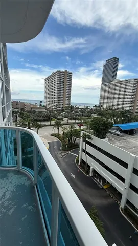 $2,500 | 1945 South Ocean Drive, Unit 603, Hallandale Beach, FL 33009