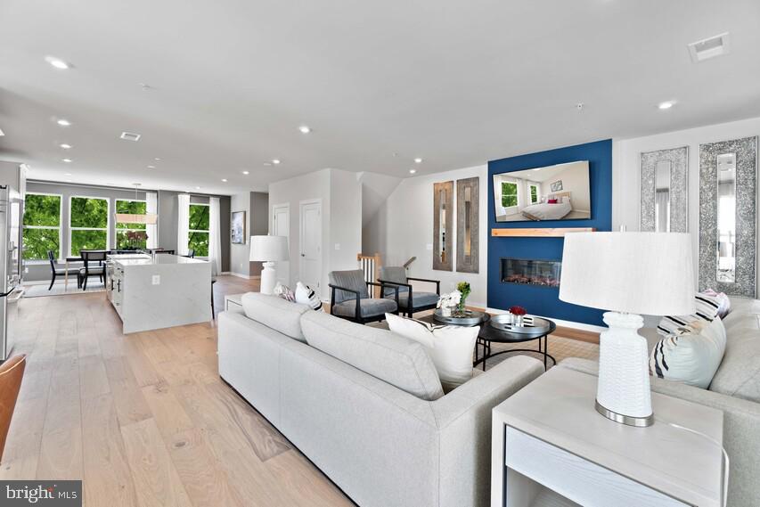 44534 Wolfhound Square Ashburn, VA 20147 - Photo 6 of 29