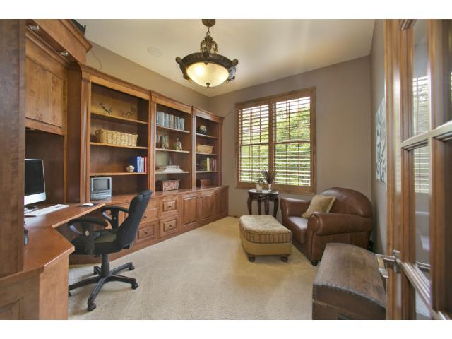 17076 Acorn Ridge Eden Prairie, MN 55347 - Photo 8 of 18 Gallery Image 8