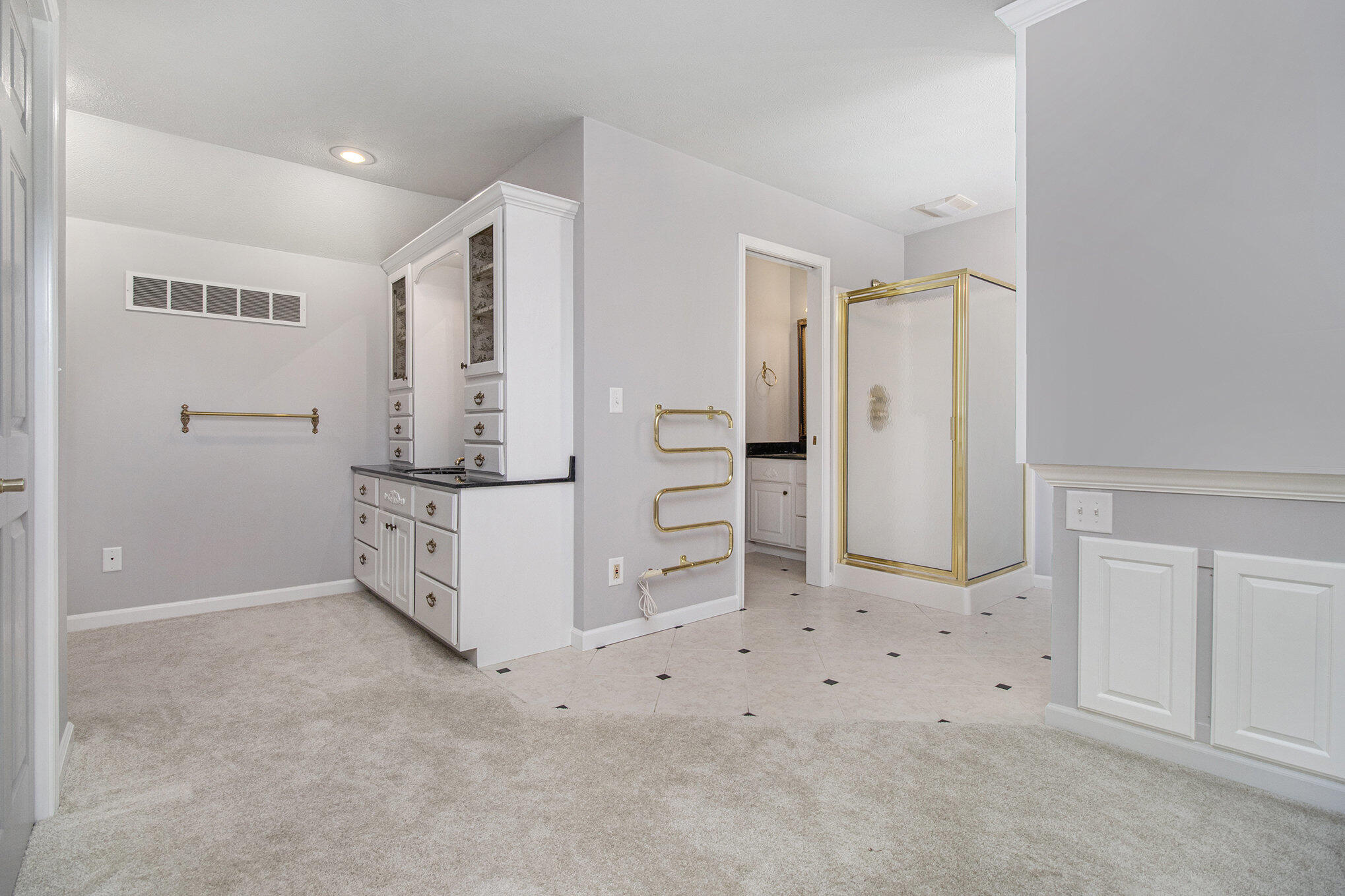 9070 St Joe River Road White Pigeon, MI 49099 - Photo 16 of 29 Upper Primary Bath