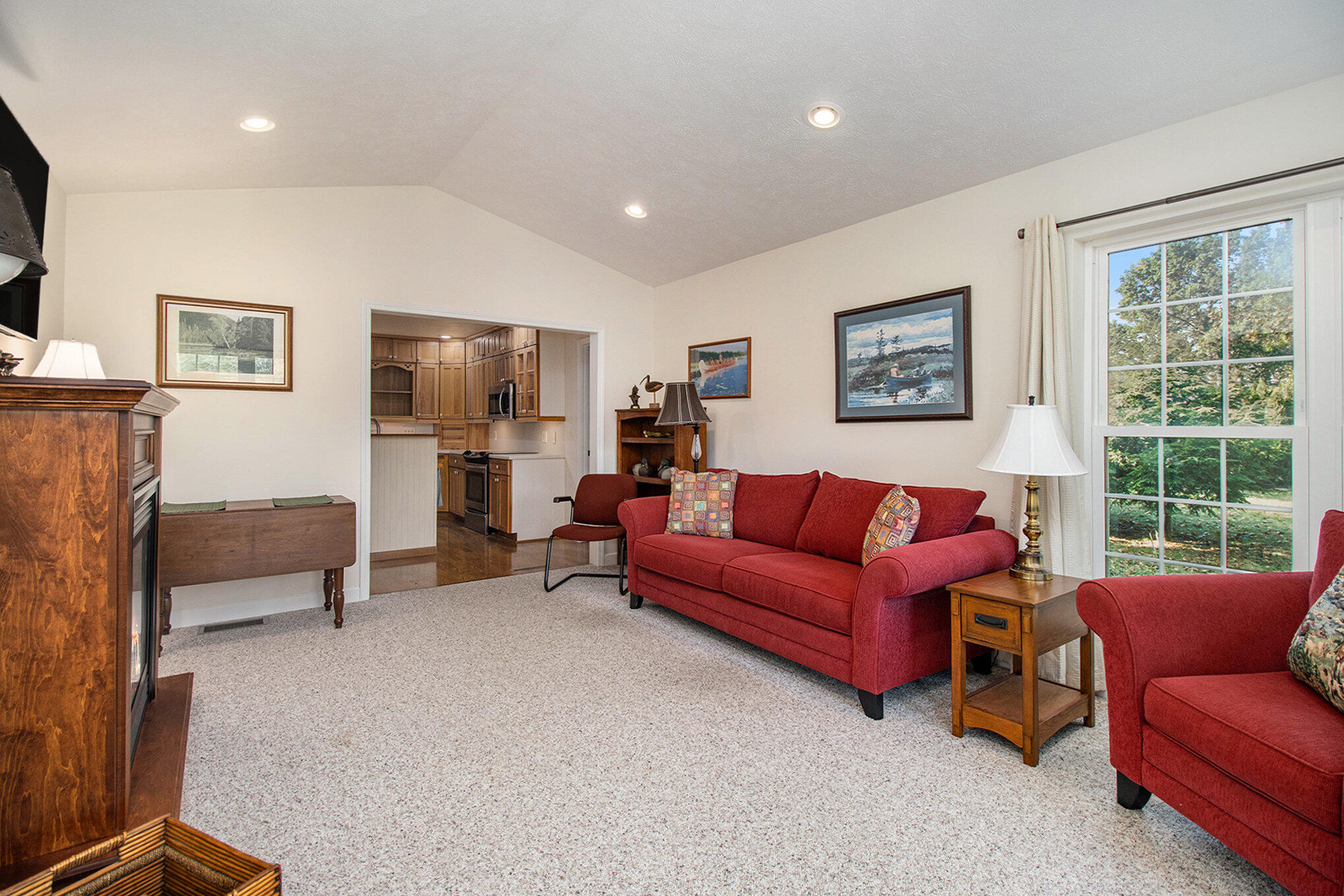 9070 St Joe River Road White Pigeon, MI 49099 - Photo 6 of 29 Living Room