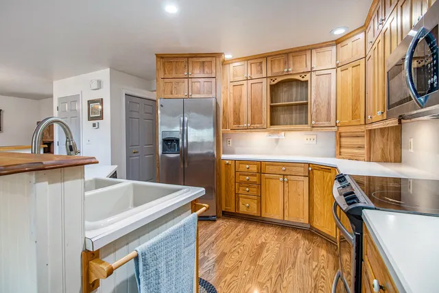 $399,900 | 9070 St Joe River Road, White Pigeon, MI 49099