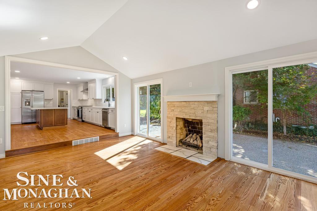 781 Fairford Road Grosse Pointe Woods, MI 48236 - Photo 17 of 57