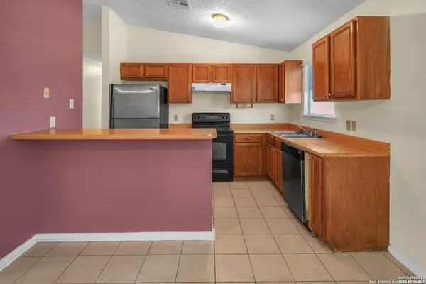 $1,580 | 8843 Old Sky Harbor Drive, San Antonio, TX 78242