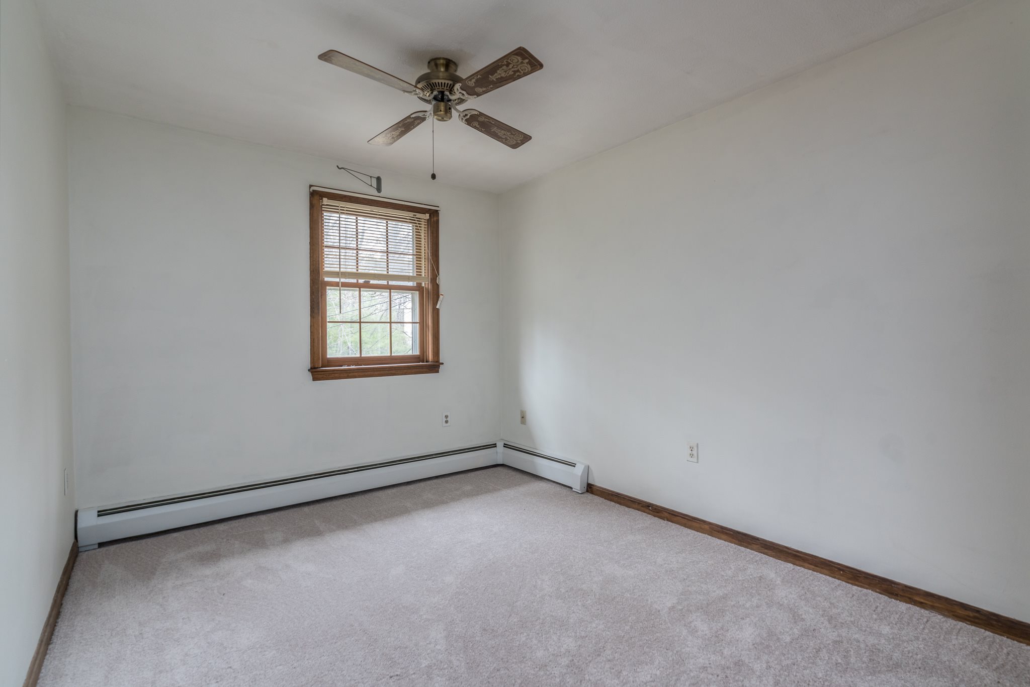 49 Farmer Road Hooksett, NH 03106 - Photo 22 of 40