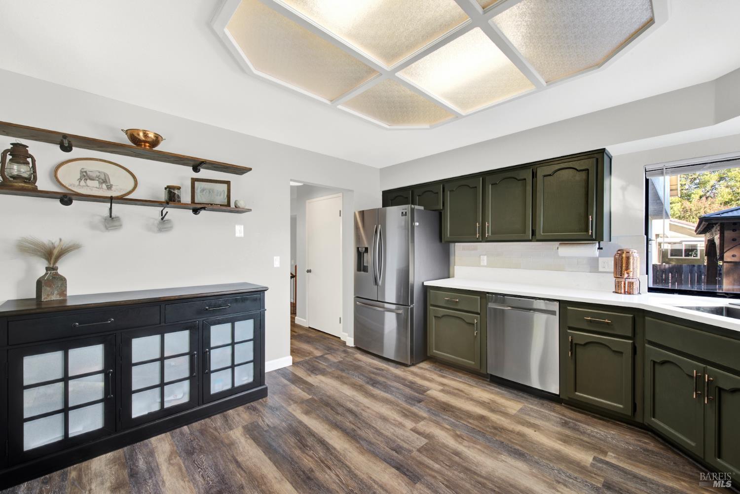 406 Stonecastle Way Vacaville, CA 95687 - Photo 14 of 45