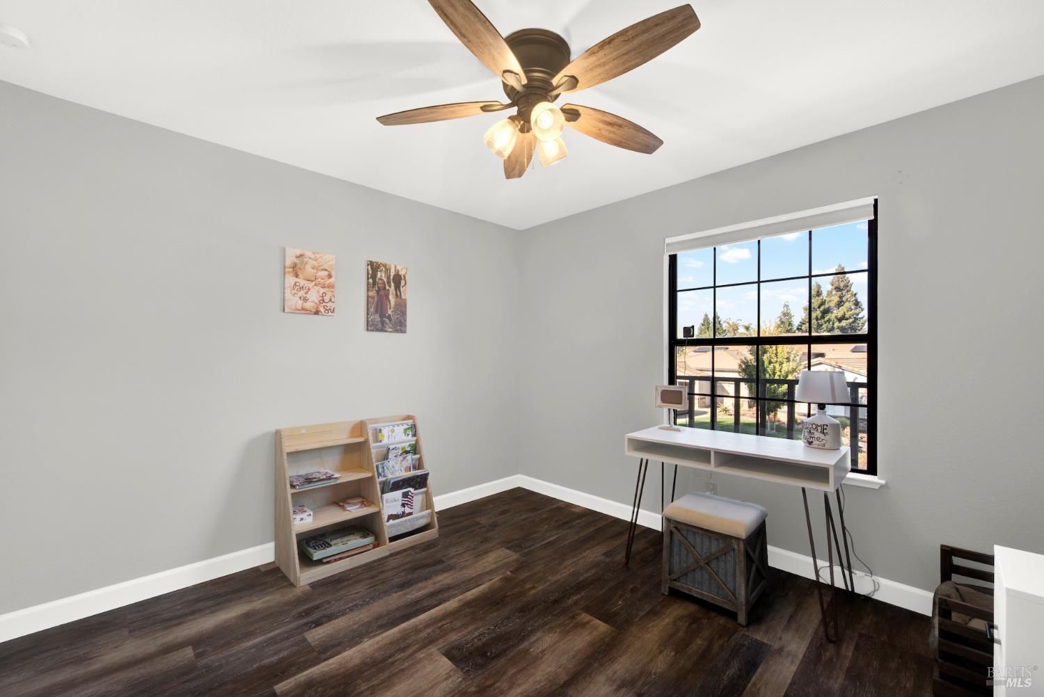 406 Stonecastle Way Vacaville, CA 95687 - Photo 23 of 45