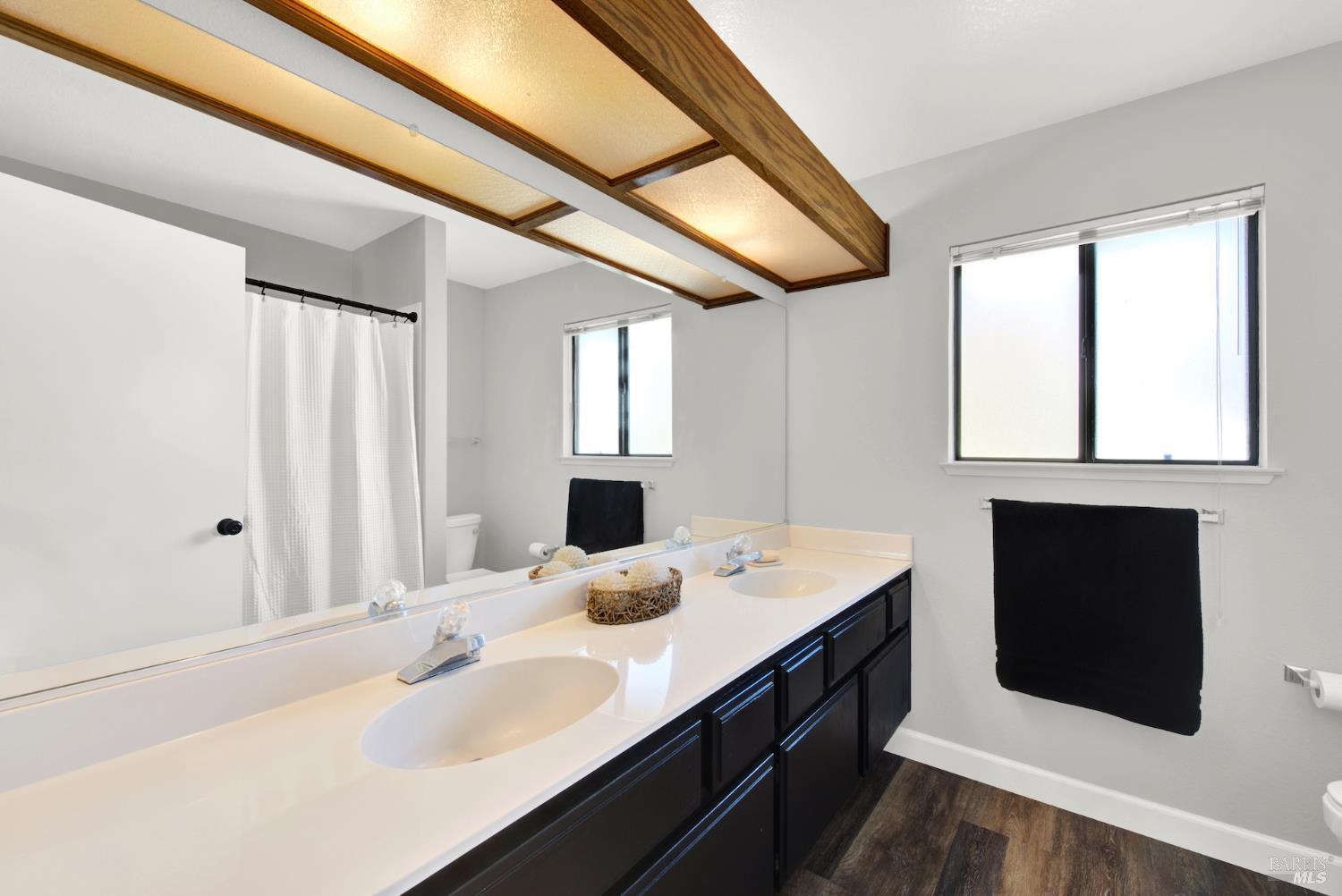 406 Stonecastle Way Vacaville, CA 95687 - Photo 27 of 45