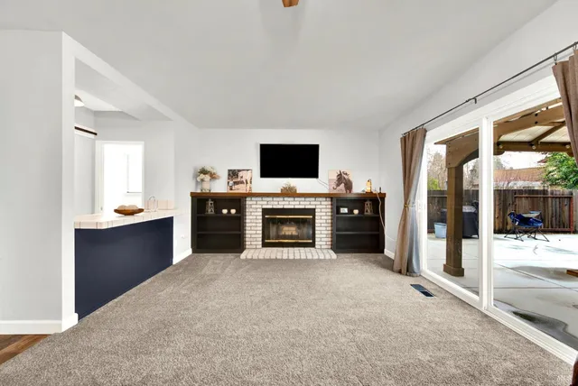 $738,500 | 406 Stonecastle Way, Vacaville, CA 95687