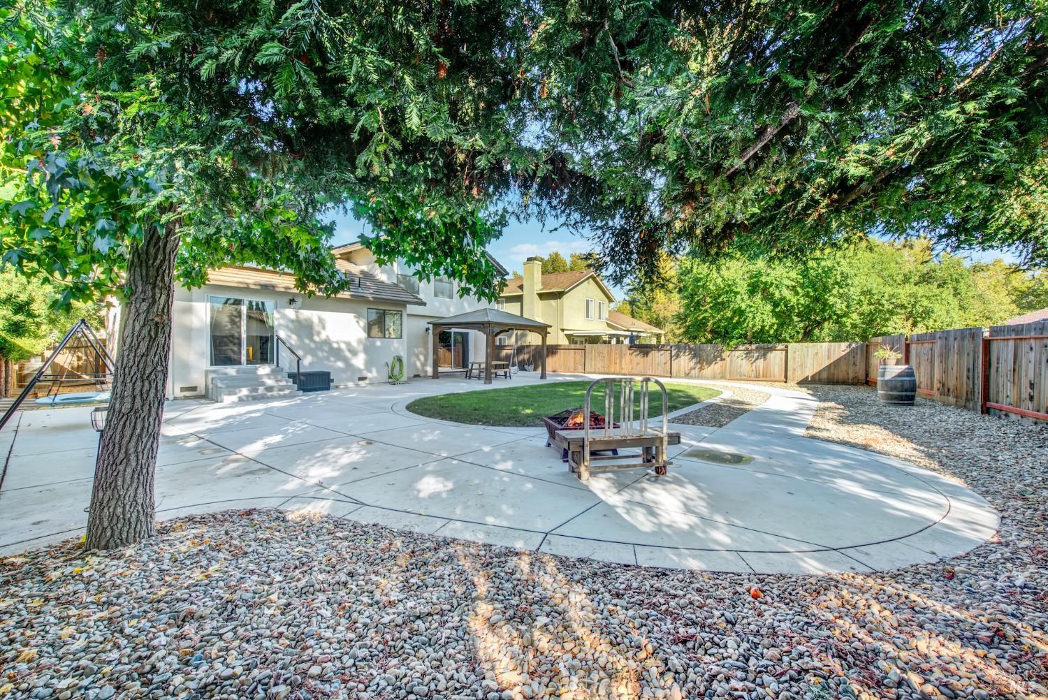 406 Stonecastle Way Vacaville, CA 95687 - Photo 39 of 45