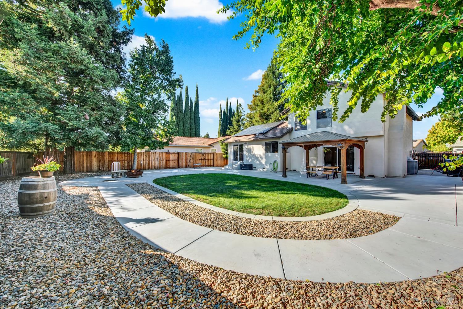 406 Stonecastle Way Vacaville, CA 95687 - Photo 41 of 45