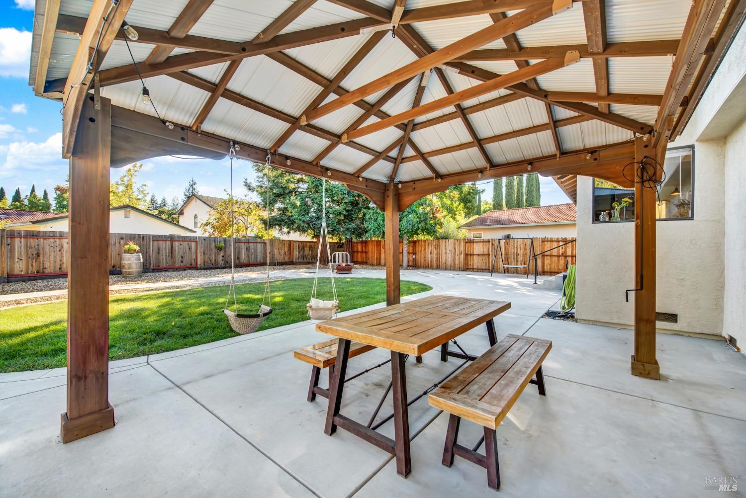 406 Stonecastle Way Vacaville, CA 95687 - Photo 43 of 45