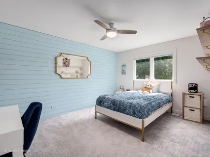 $1,100,000 | 452 South Harvard Avenue, Villa Park, IL 60181